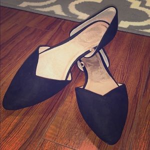 Pointed toe flats